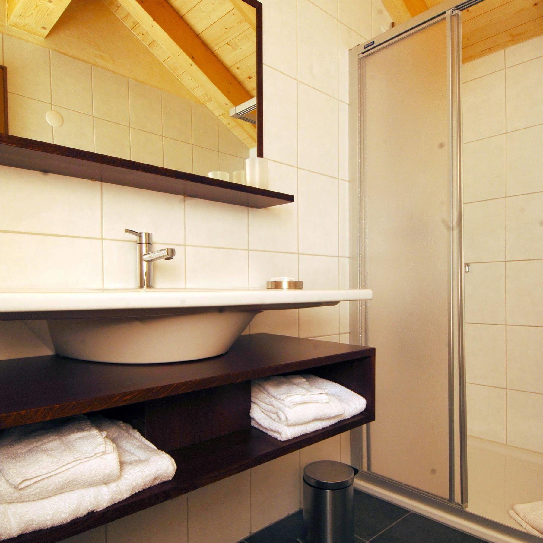 Hotel Viktoria-Leukerbad-Therme Exteriör bild