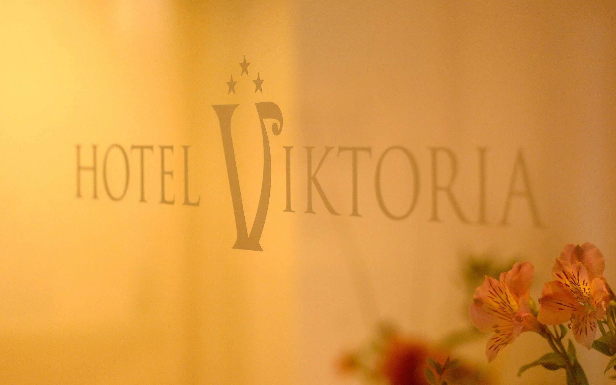 Hotel Viktoria-Leukerbad-Therme Exteriör bild